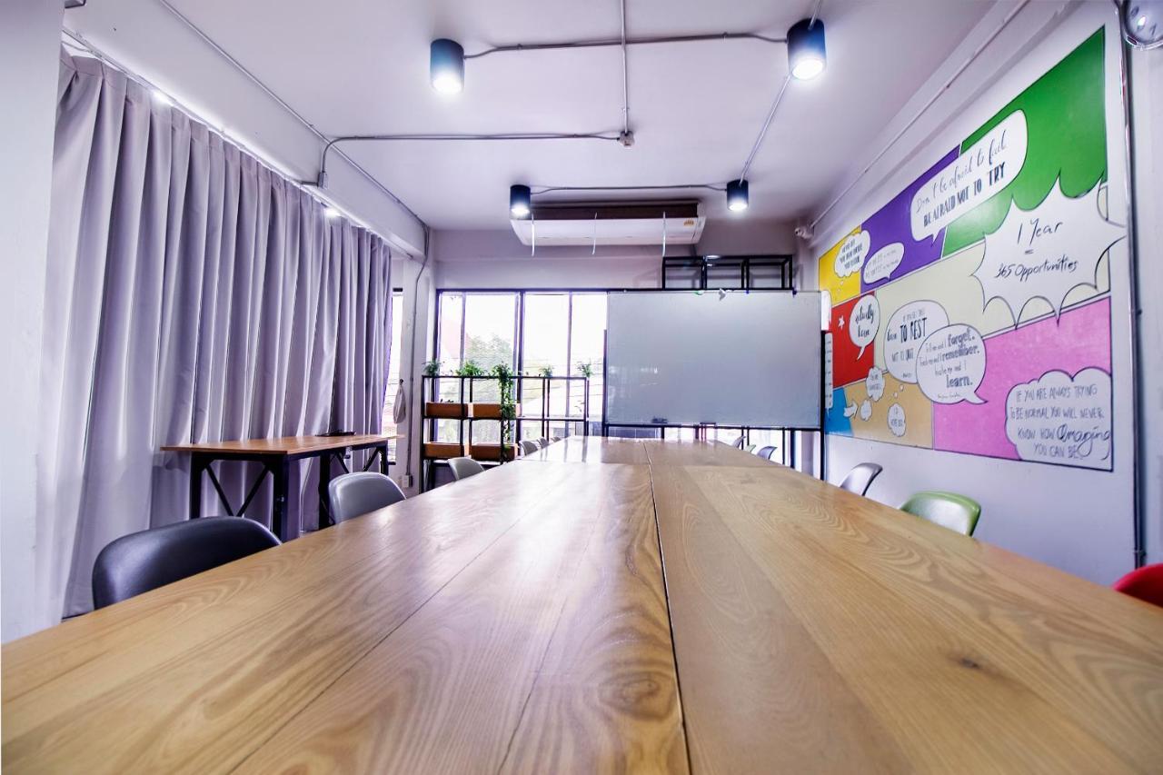 Hostel@seatzstation 2* Bangkok