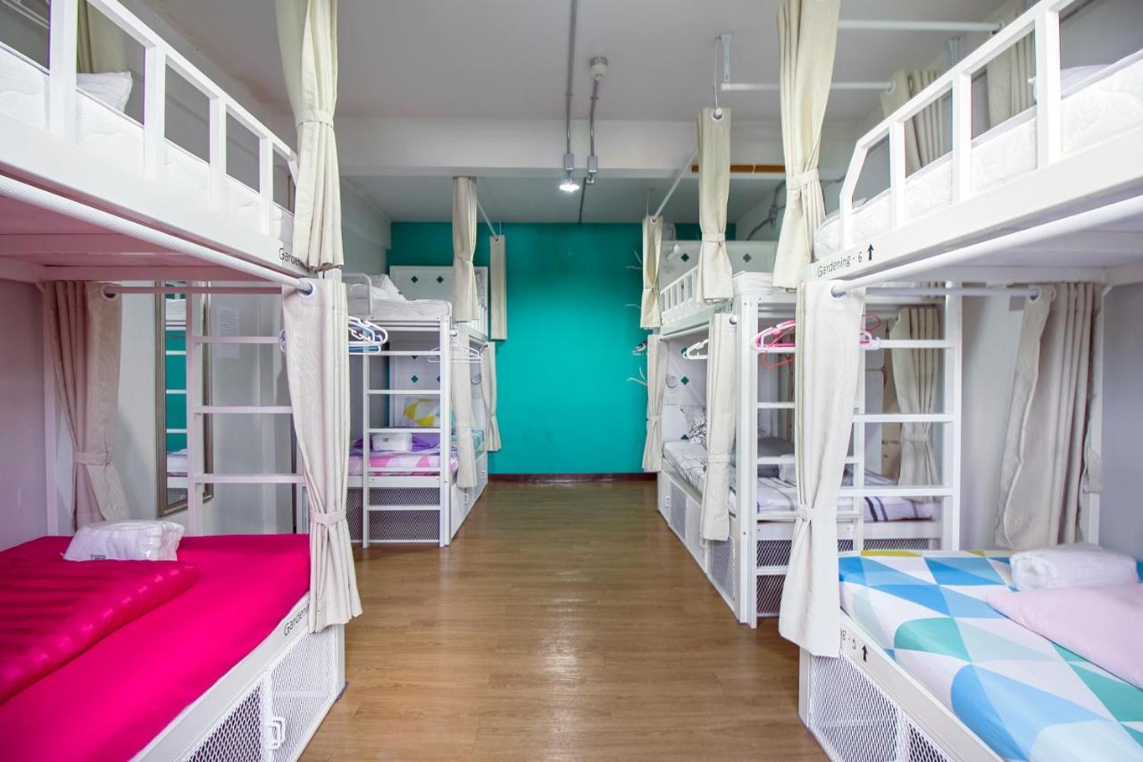 Hostel@seatzstation 2* Bangkok